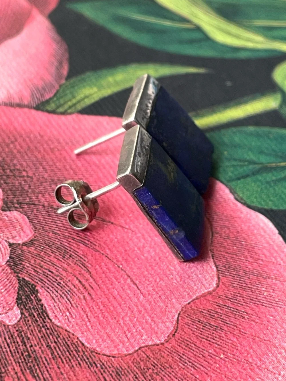 Vintage stamped 925 sterling silver & lapis lazuli (?) earrings boho